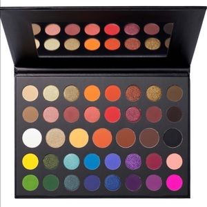 High end makeup-More included than what’s in pics